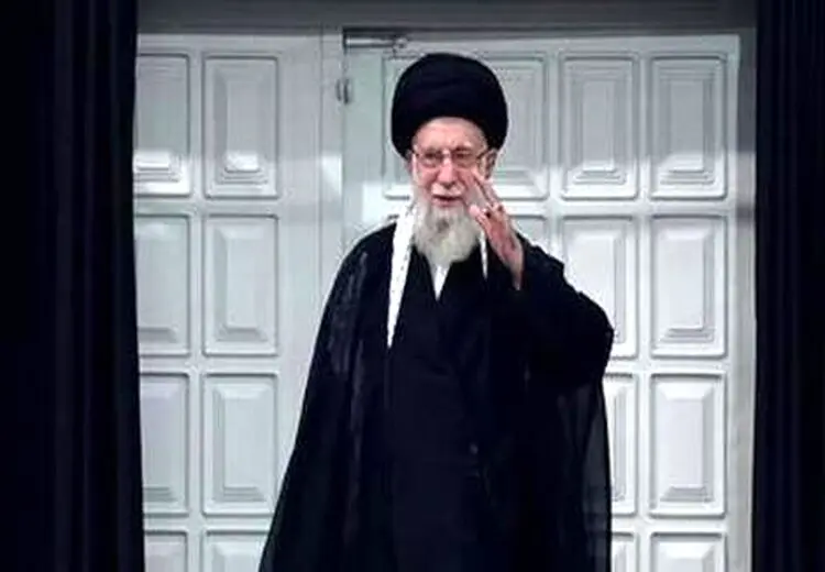جایگاه پیکر رهبر شهید درحال آماده سازی + تصویر
