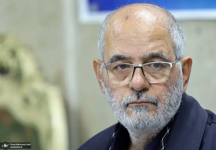 توهین حسین الله کرم به نسل Z: آنان بعد از مرگ مهسا امینی با براندازان، منافقین، ضد انقلاب بلوچ، اراذل و اوباش و آمریکا همسو شدند!