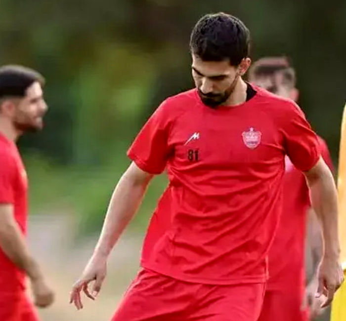 اولین موقعیت فصل پرسپولیس با ضربه شکاری