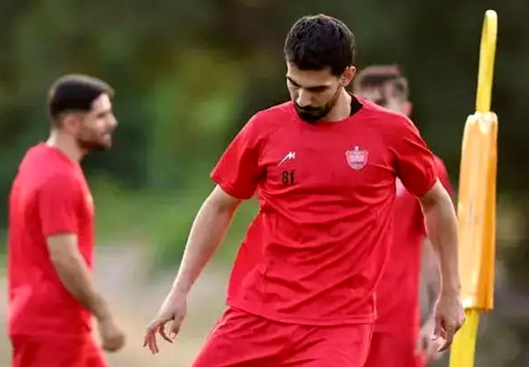 اولین موقعیت فصل پرسپولیس با ضربه شکاری