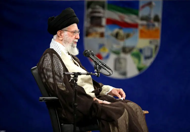 رهبر انقلاب: توافق اشکالی ندارد اما زیرساخت‌های صنعت هسته‌ای نباید دست بخورد