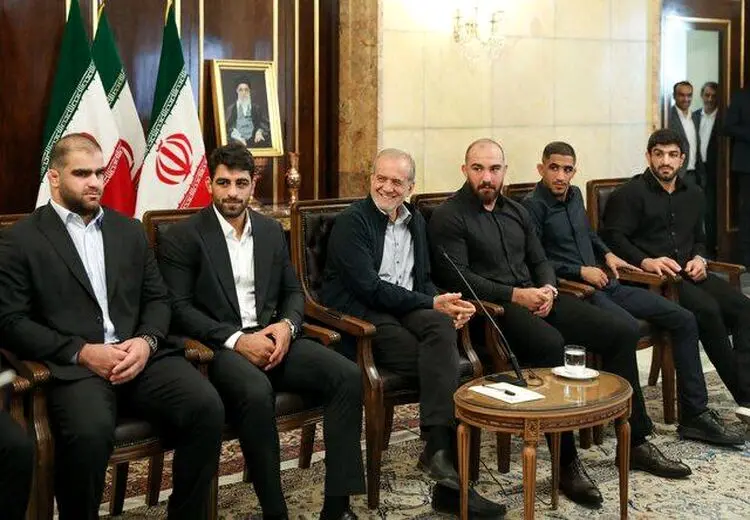  تقدیر رییس جمهور از ملی‌پوشان کشتی 