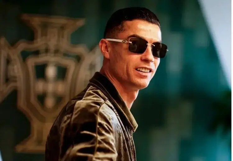 رونالدو خیانت می‌کند!