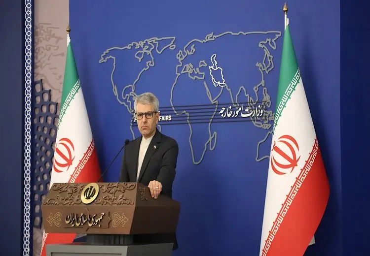 اعمال فشار اقتصادی و تحمیل درد و رنج بر مردم ایران، جنایت علیه بشریت است