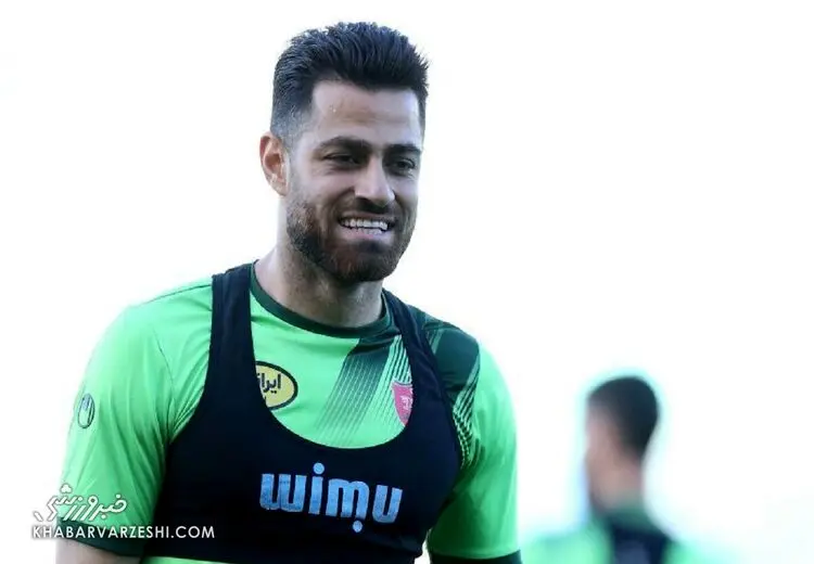 ظاهر جدید پورعلی‌گنجی سوژه شوخی بازیکنان پرسپولیس !
