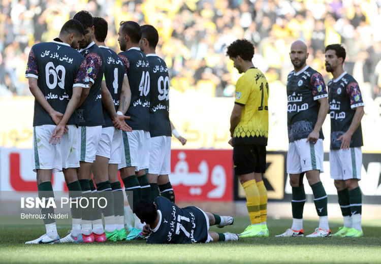  VAR بازی بُرده سپاهان را به تساوی کشاند
