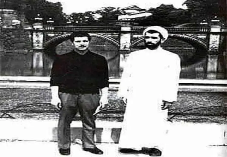 عکس پوشش متفاوت آیت الله هاشمی در ژاپن