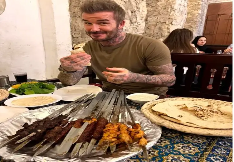 شغل جدید دیوید بکام: پخت نان ایرانی! / فیلم