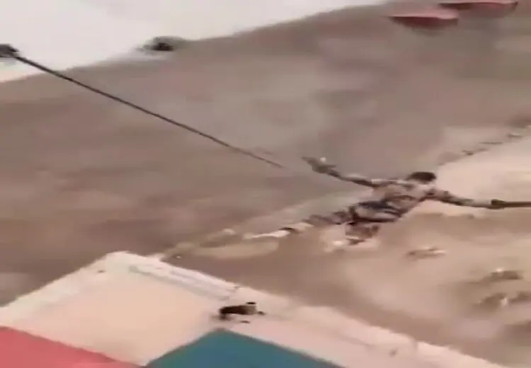 لحظه دلخراش سقوط سرباز حین آموزش