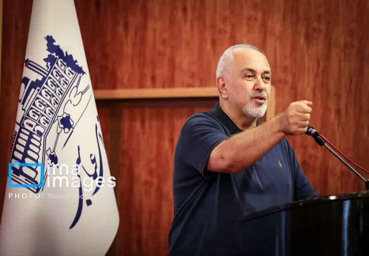 ظریف:روس‌ها هم سفر حاج قاسم به مسکو را خبری کردند و هم ارسال پهپادهای ایرانی در جنگ اوکراین را فاش کردند