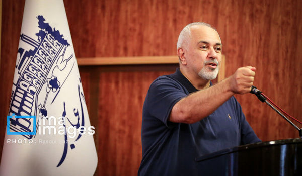 ظریف:روس‌ها هم سفر حاج قاسم به مسکو را خبری کردند و هم ارسال پهپادهای ایرانی در جنگ اوکراین را فاش کردند