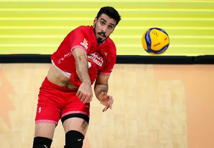 پوریا حسین خانزاده به العربی قطر پیوست + عکس