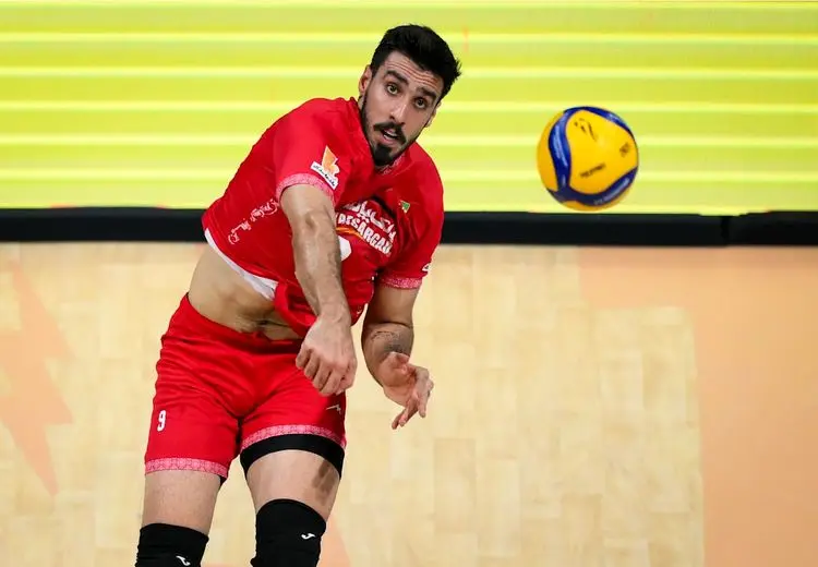 پوریا حسین خانزاده به العربی قطر پیوست + عکس