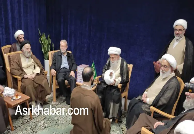 پسر علی لاریجانی معمم شد