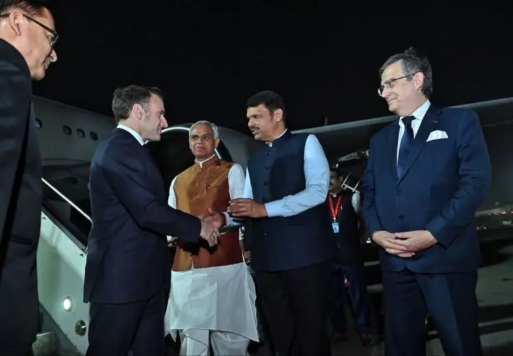 سفر مکرون به هند/ امضای بزرگترین قرارداد فروش جنگنده‌ میان دهلی‌نو-پاریس