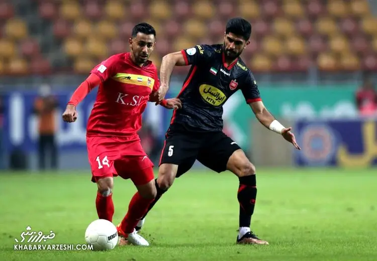 درخواست مهلت هافبک پرسپولیسی از استقلال  