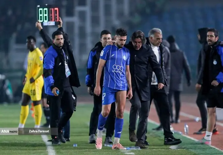 تلاش پزشکان بی فایده بود؛ ستاره استقلال دربی را از دست داد