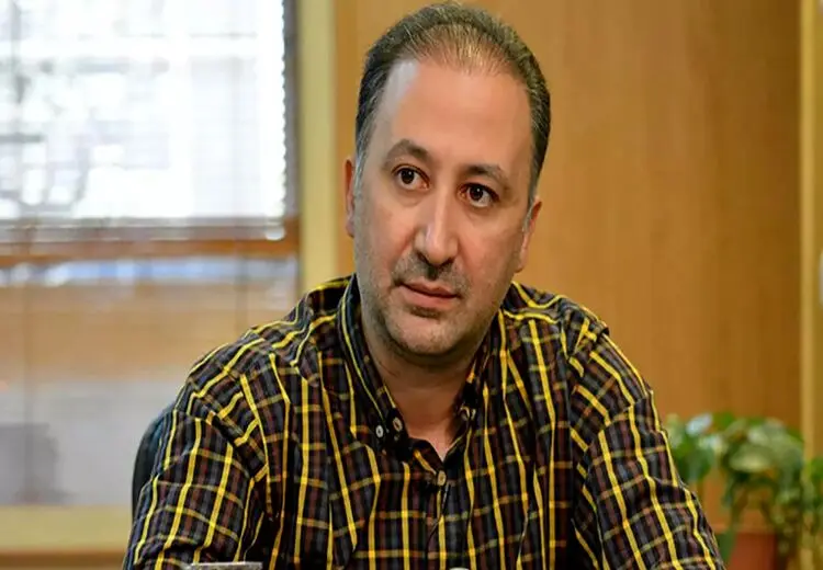 تیپ متفاوت محمد دلاوری وسط سیسیل در کنار اعضای مافیا!