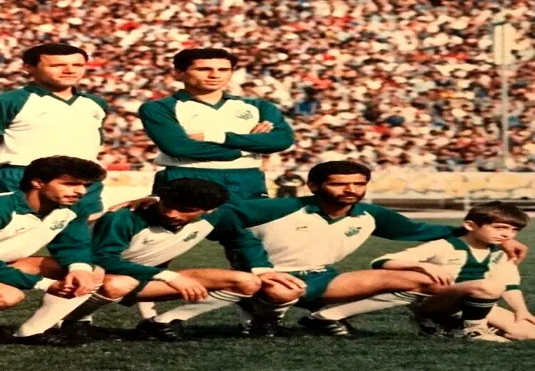 عکس کودکی محمدرضا گلزار کنار فیروز کریمی
