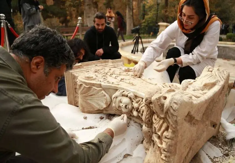 کشف یک فواره آب‌نمای تاریخی در سعدآباد + عکس