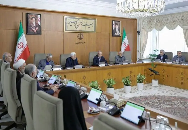 دولت فردا احتمالاً تعطیلی یک‌هفته‌ای اعلام می‌کند