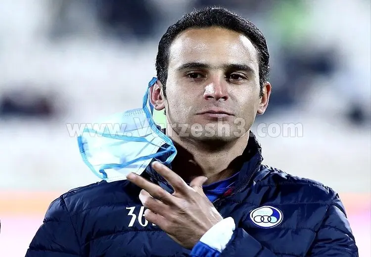 آرش برهانی عزادار شد
