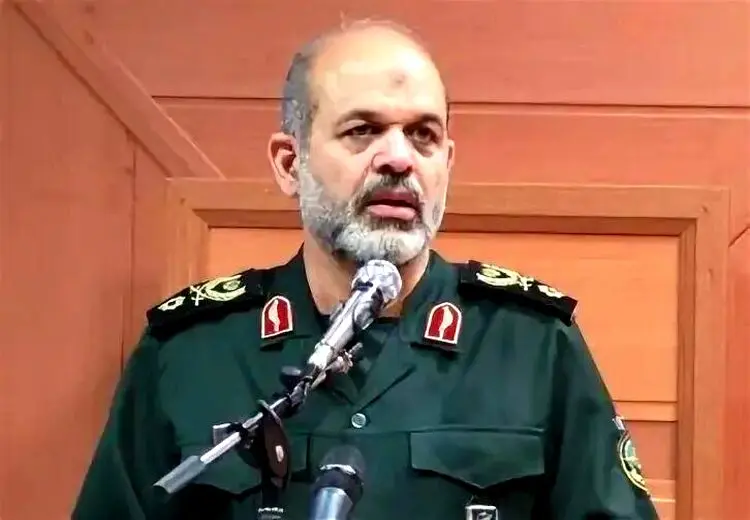  واکنش سردار وحیدی به حضور عامل نفوذی در خصوص لو رفتن جلسه سران قوا + فیلم