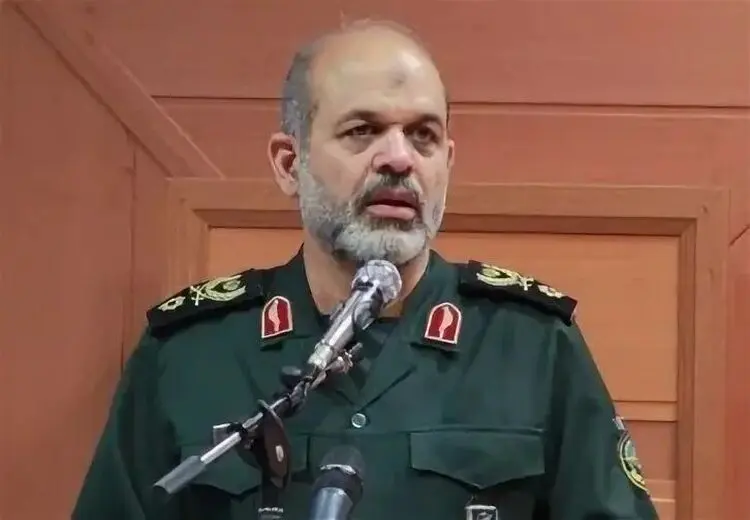  واکنش سردار وحیدی به حضور عامل نفوذی در خصوص لو رفتن جلسه سران قوا + فیلم