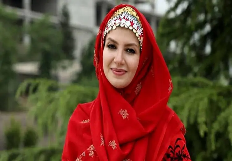 خاله شادونه هم به خارج رفت؟ 