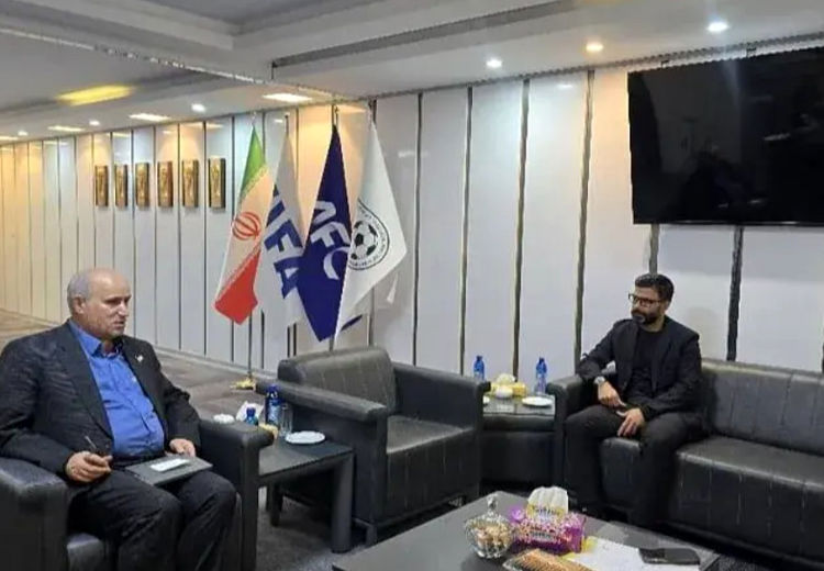 دیدار تاج با سرمربی و مسئولان تیم امید