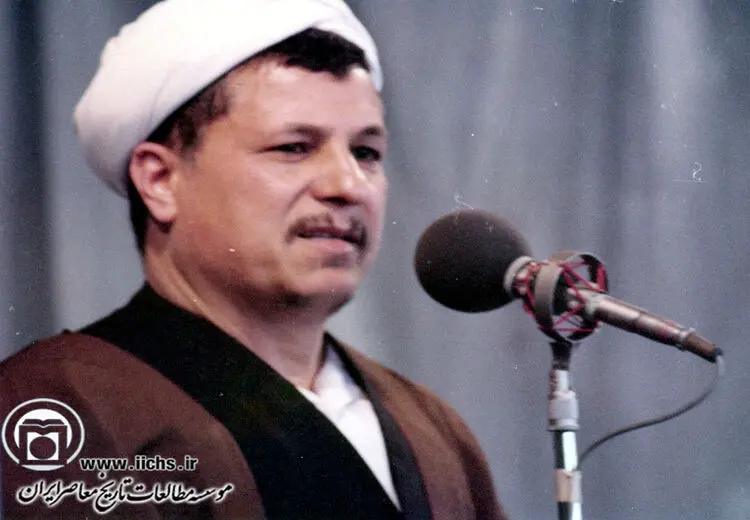 هاشمی رفسنجانی: پاره‌کردن پوسترها کار مردانه‌ای نیست