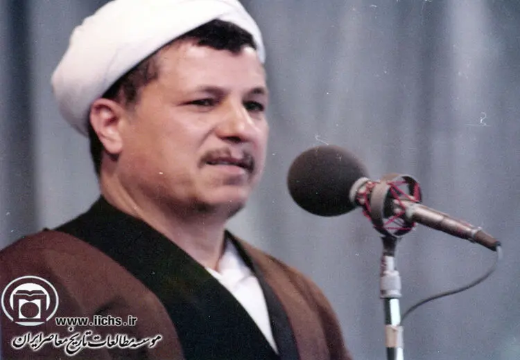 هاشمی رفسنجانی: پاره‌کردن پوسترها کار مردانه‌ای نیست