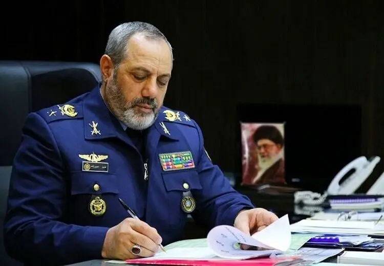 وزیر دفاع: سرریز دانش و توانمندی‌های خود را در اختیار شرکت‌های حوزه فناوری قرار می‌دهیم