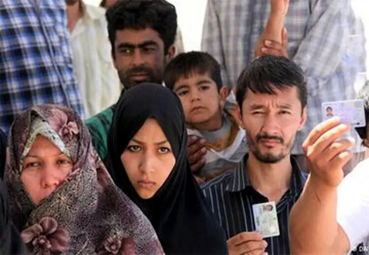 چرا دولت درباره شایعه مشارکت افغان‌ها در انتخابات مجلس ایران سکوت کرده؟