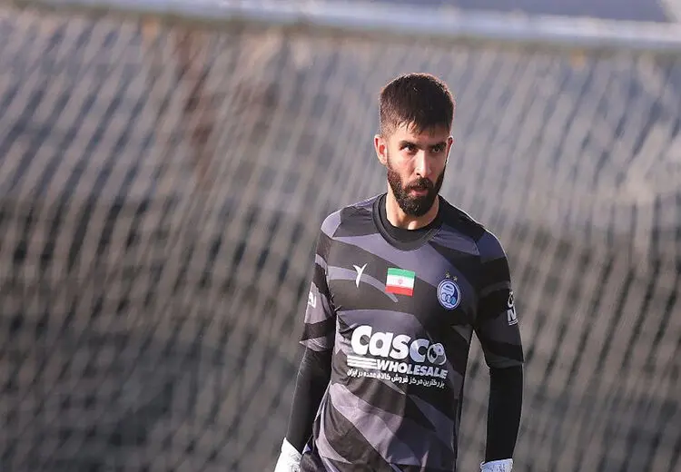 دروازه بان جوان استقلال جدا شد
