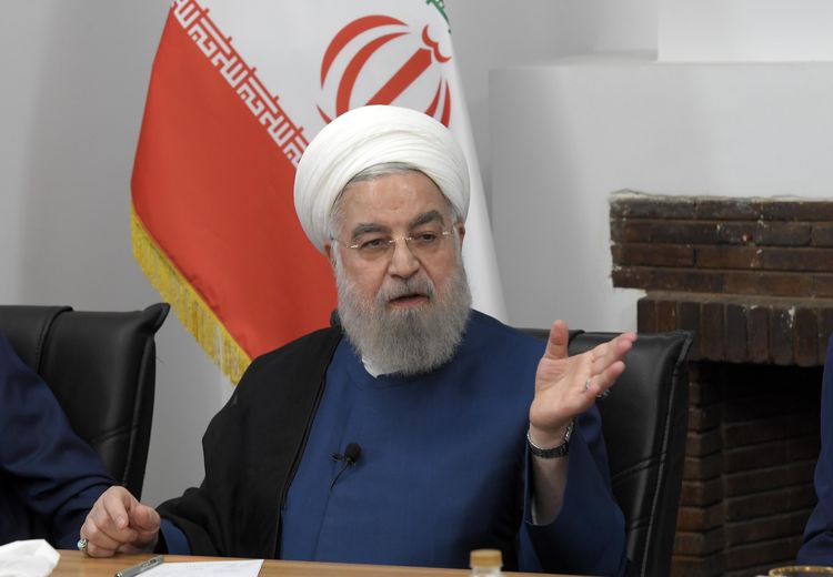 روحانی: تصمیم گیری برای 85 میلیون ایرانی به چند نفری سپرده شده که کل رای‌شان به چند صدهزار نفر هم نمیرسد