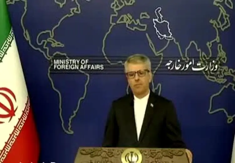  انتقاد تند یک خبرنگار از پوتین در نشست خبری سخنگوی وزارت خارجه ایران