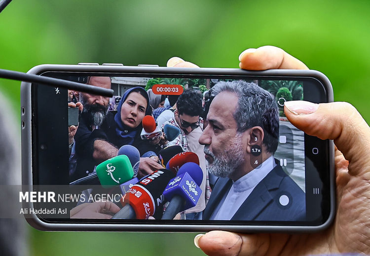 عراقچی: تاسیسات هسته‌ای ما جمع‌آوری نخواهد شد