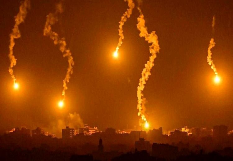 لحظه حمله فسفری رژیم صهیونیستی به غزه