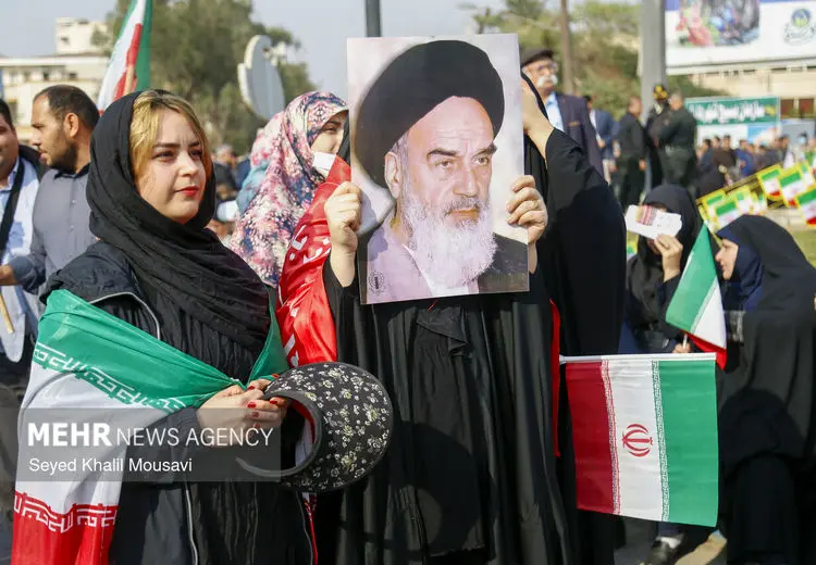 مردم تهران در تجمع همبستگی 