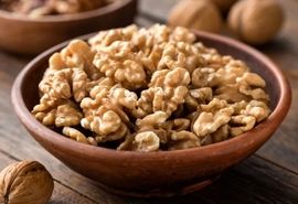 با گردو بدن خود را در برابر التهاب و پیری سلولی بیمه کنید