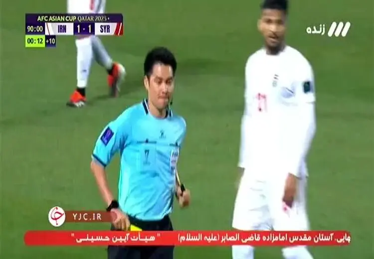 لحظه‌ اخراج طارمی به‌خاطر ۲ کارته‌شدن
