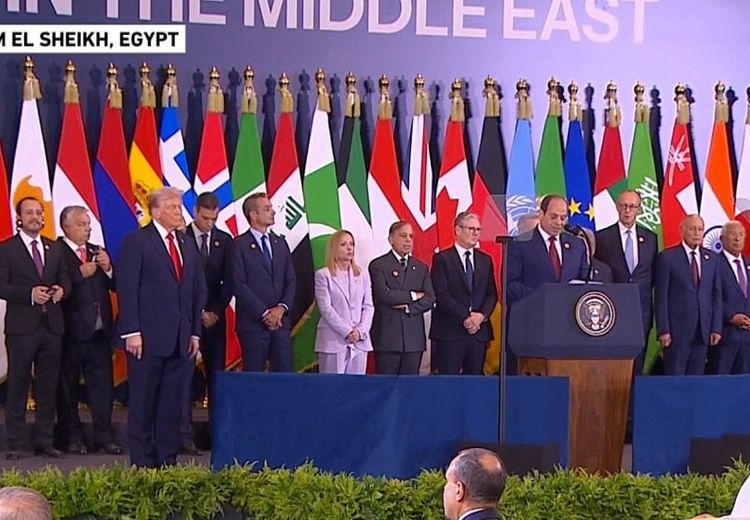  یک مهمان بی‌ربط در مراسم صلح غزه و اسراییل