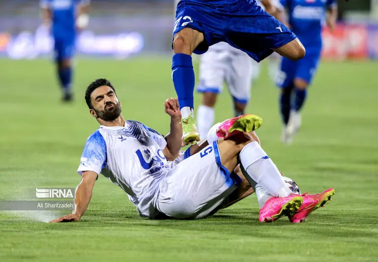 مصاف استقلال و ملوان