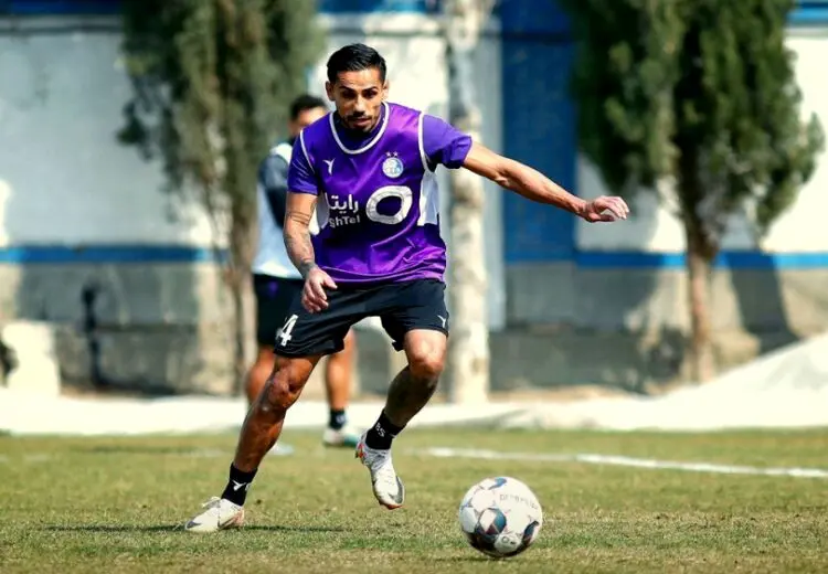 چک مدافع استقلال پاس نشد!