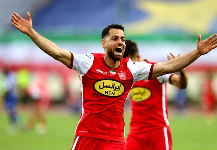 پورعلی‌گنجی در پرسپولیس ماندنی شد