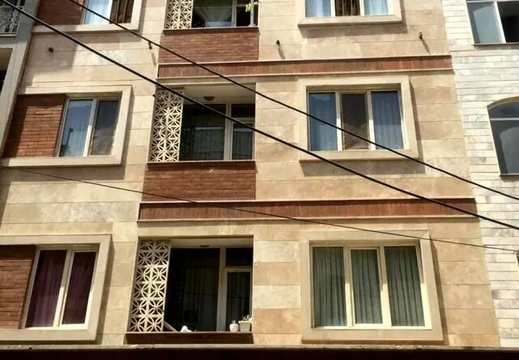 کشیده شدن پای پلیس جنایی به آپارتمان در پی نگرانی همسایگان از بوی تعفن