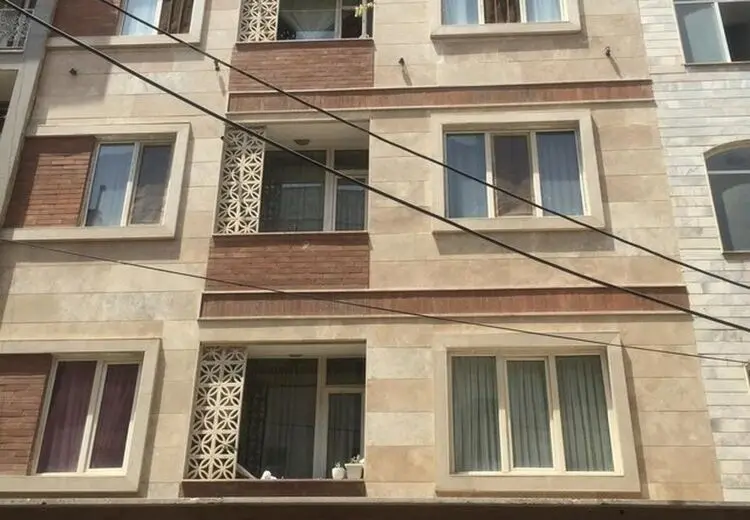 کشیده شدن پای پلیس جنایی به آپارتمان در پی نگرانی همسایگان از بوی تعفن