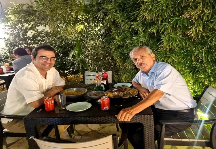 قاب خانوادگی بازیگر اجل معلق در قاب خانوادگی