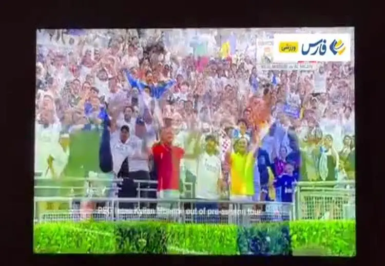 لحظه بی‌هوش شدن مجری وسط برنامه زنده!
